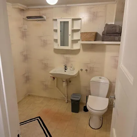 2-roms Sokkelleilighet