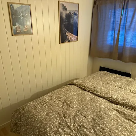 Apartamento 2-roms Sokkelleilighet Tromsø